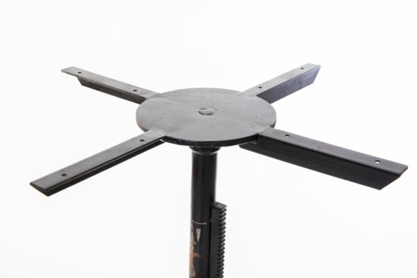 Cast Iron Table - LTM-CSTIRON-TRI - Image 9