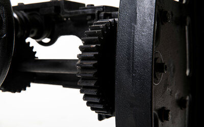The Enduring Strength of Cast Iron Tables: Why They’re Built to Outlast Everything